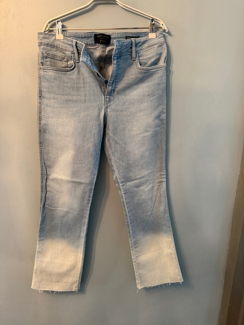 Sanctuary Light Blue Cropped Ankle Jeans NWOT